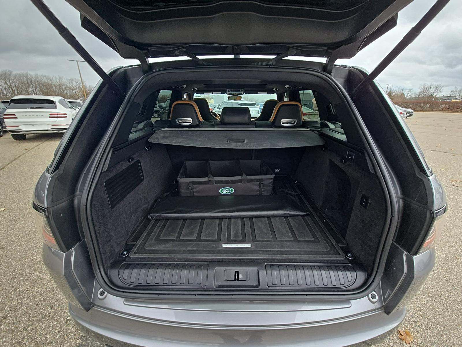 2022 Land Rover Range Rover Sport SVR Carbon Edition AWD