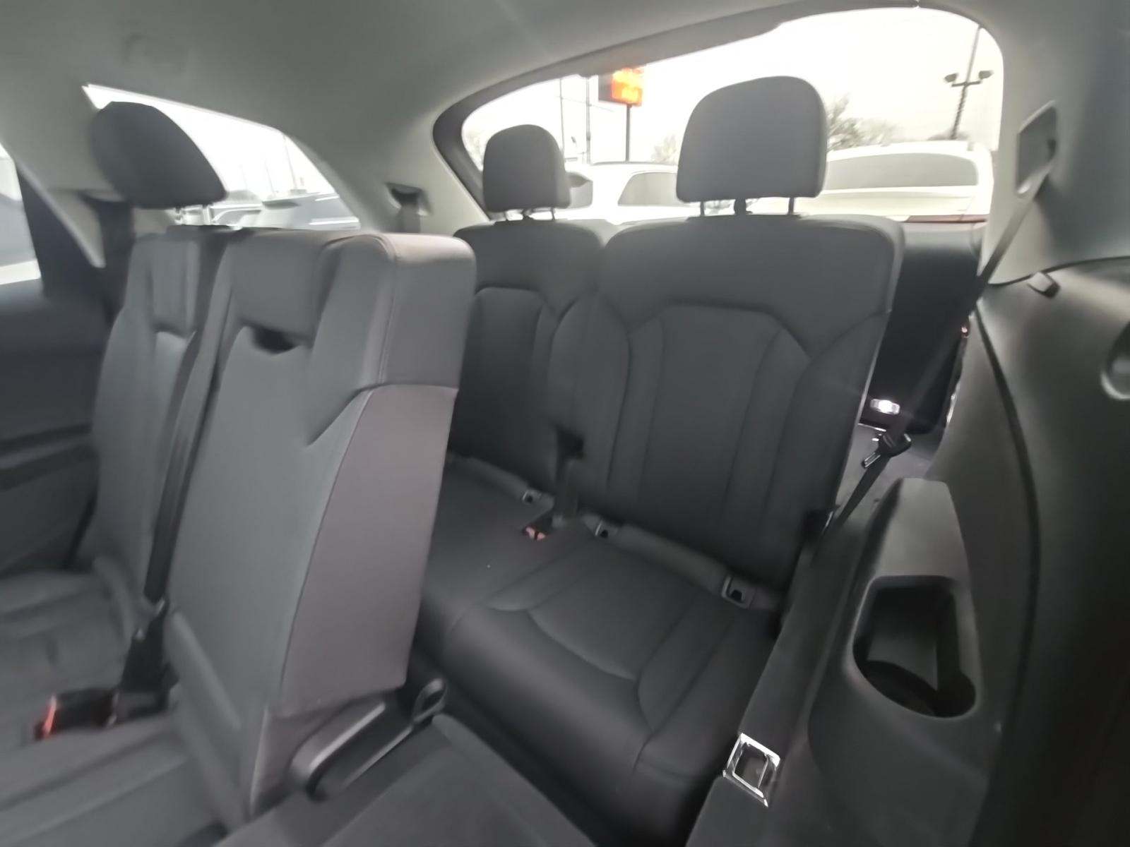 2022 Audi Q7 Premium AWD