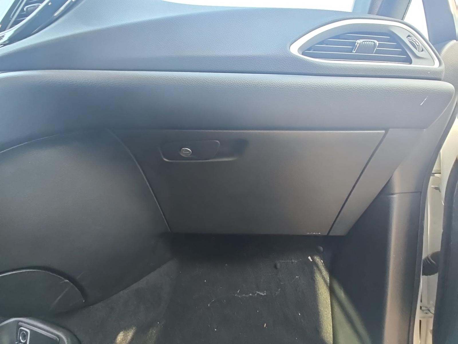 2025 Chrysler Pacifica Select FWD