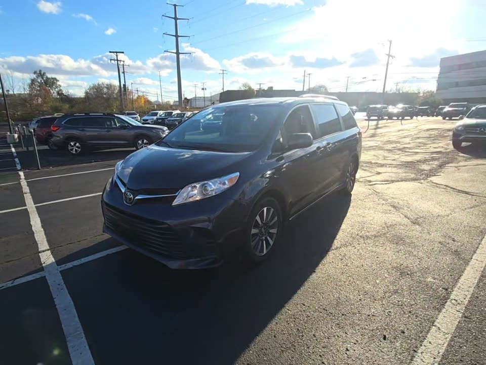 2018 Toyota Sienna LE AWD