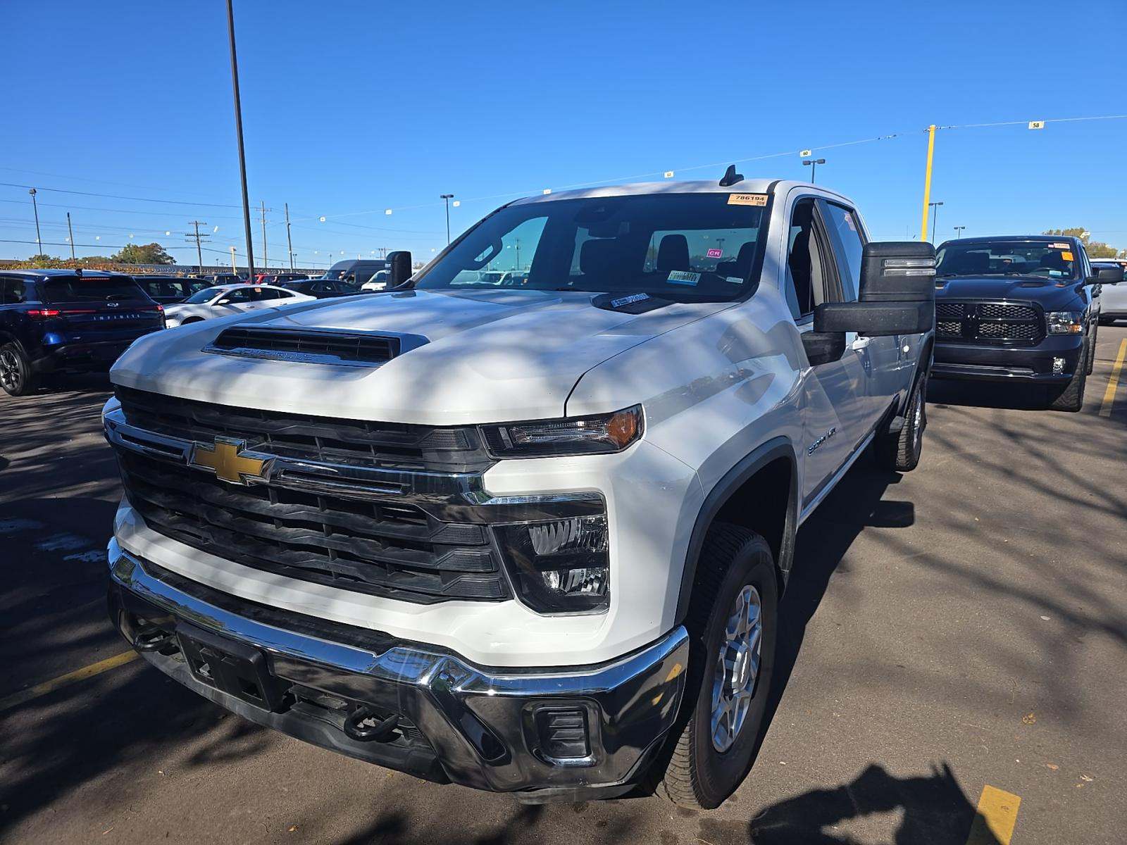 2024 Chevrolet Silverado 3500HD LT AWD