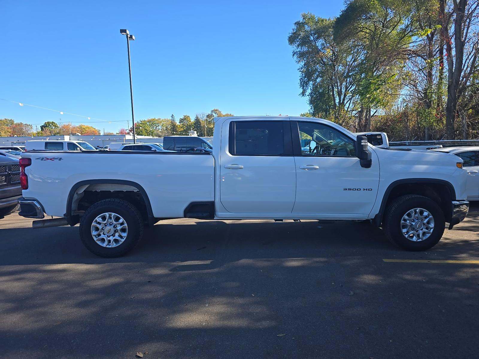 2024 Chevrolet Silverado 3500HD LT AWD