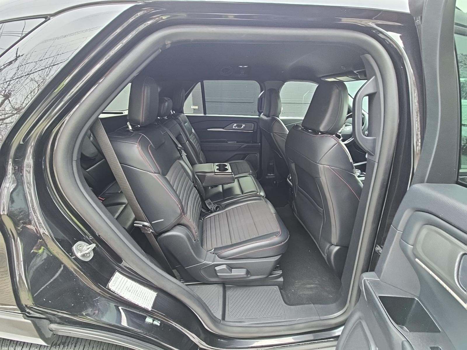 2025 Ford Explorer ST-Line AWD