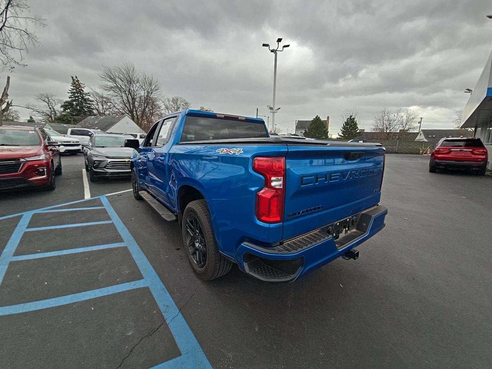 2024 Chevrolet Silverado 1500 RST AWD