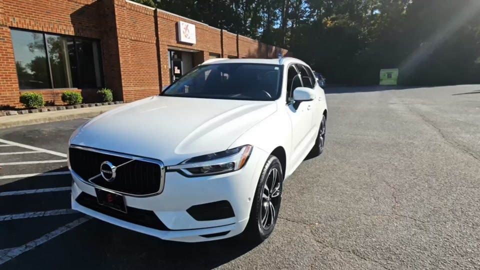 2018 Volvo XC60 T6 Momentum