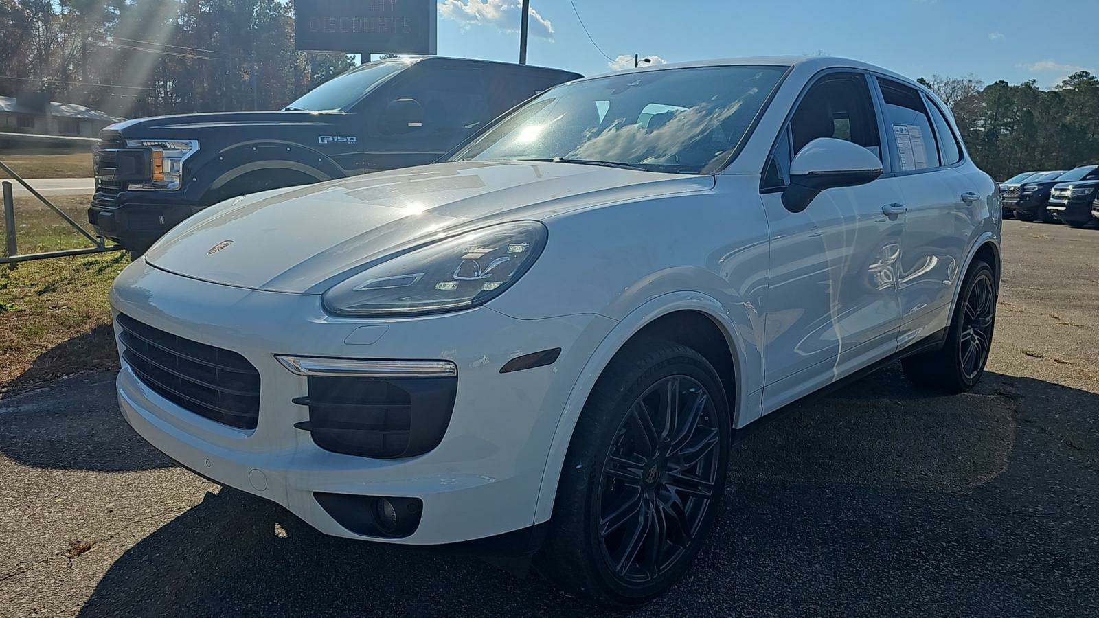 2017 Porsche Cayenne Platinum Edition