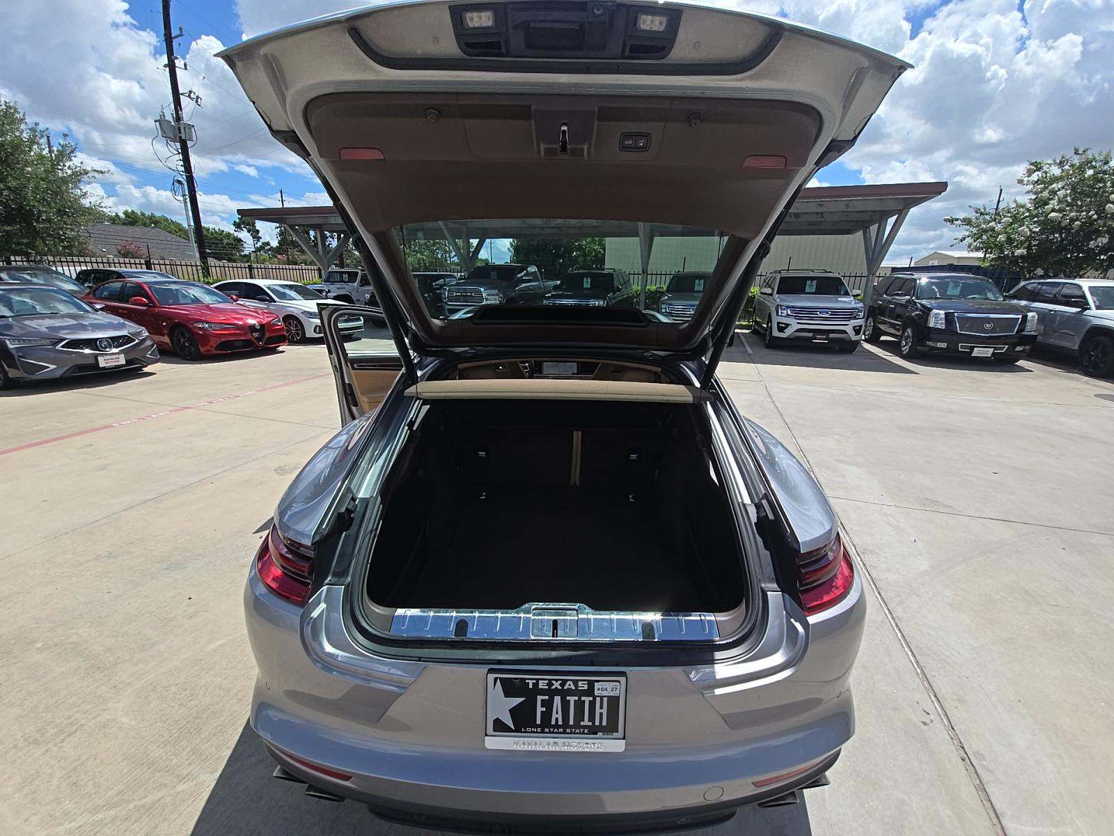 2018 Porsche Panamera Turbo AWD