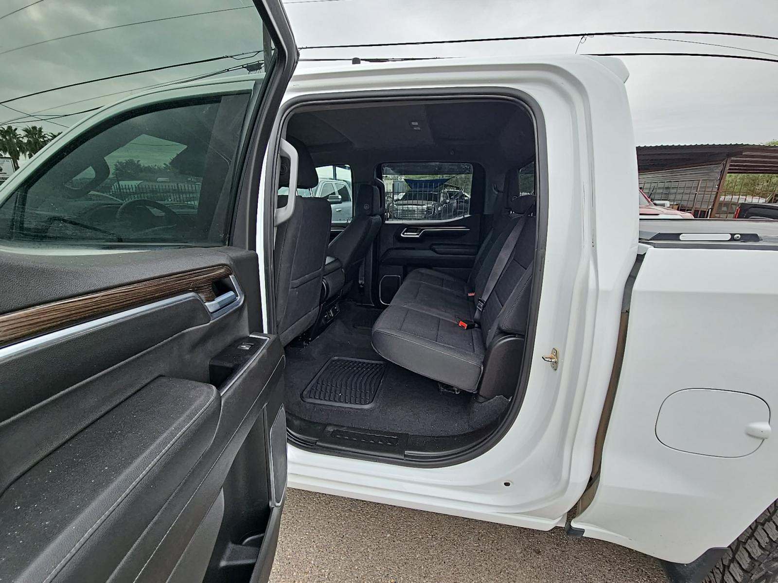 2022 Chevrolet Silverado 1500 LT AWD