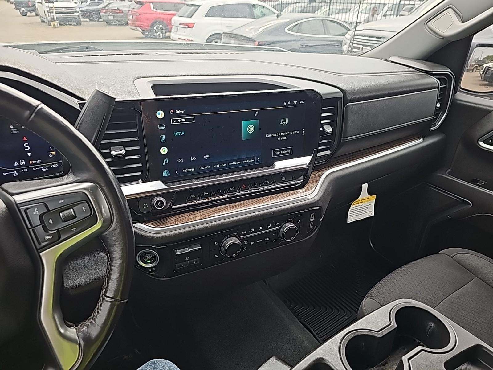 2022 Chevrolet Silverado 1500 LT AWD