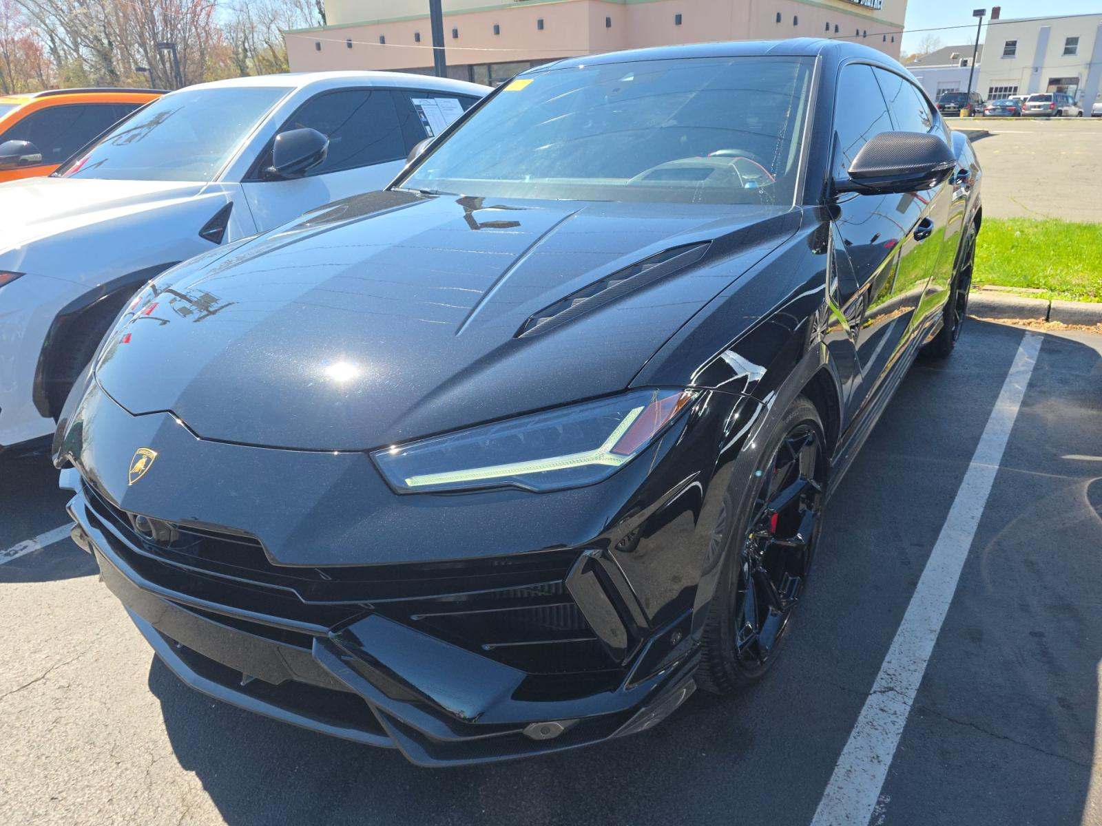 2023 Lamborghini Urus Performante AWD