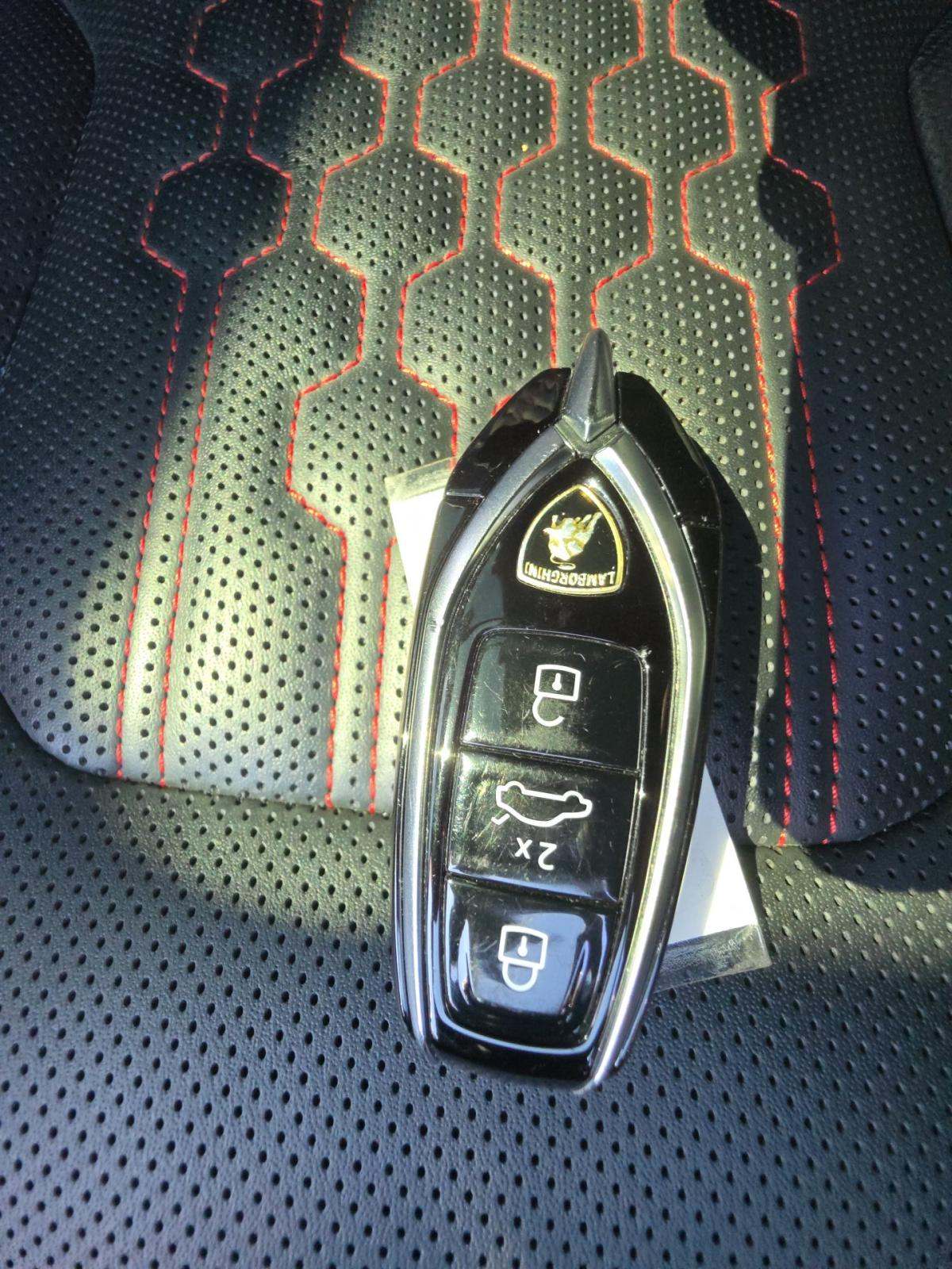 2023 Lamborghini Urus Performante AWD