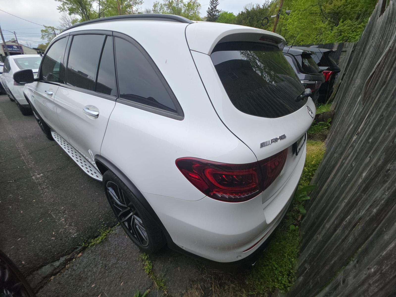 MERCEDES-BENZ GLC - 2