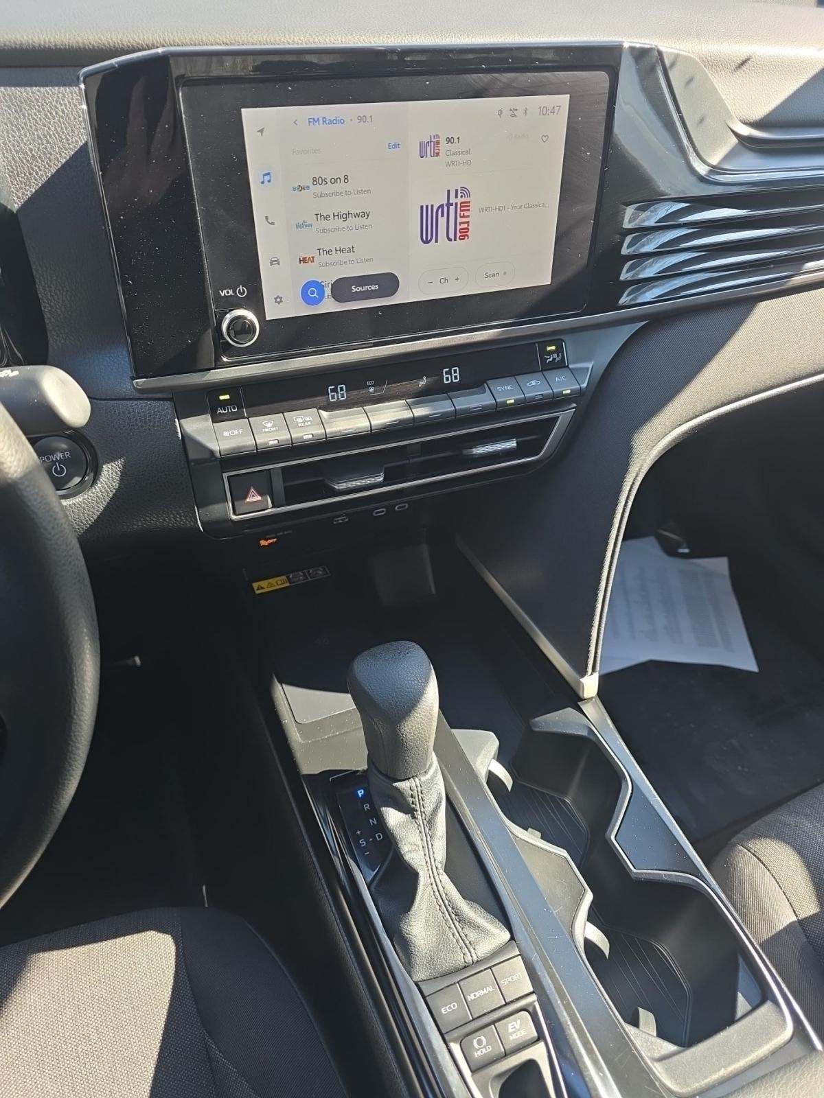 TOYOTA CAMRY - 10