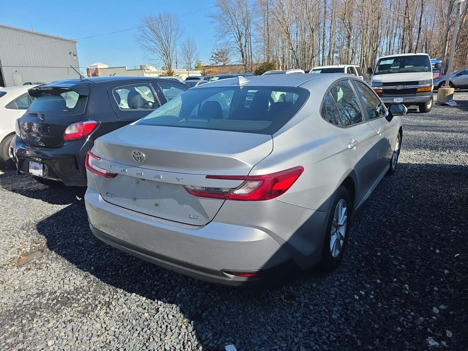 TOYOTA CAMRY - 3