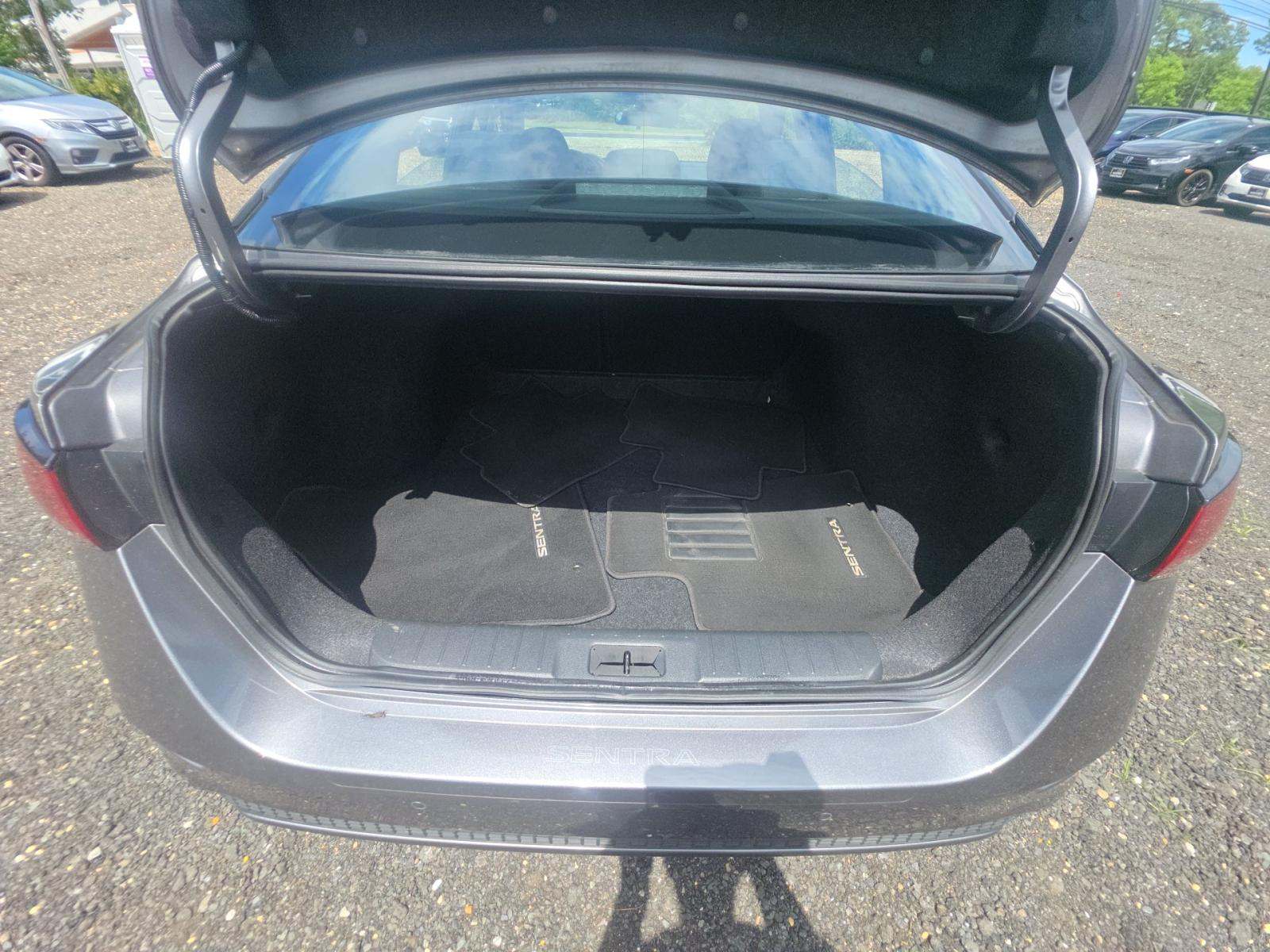 NISSAN SENTRA - 10
