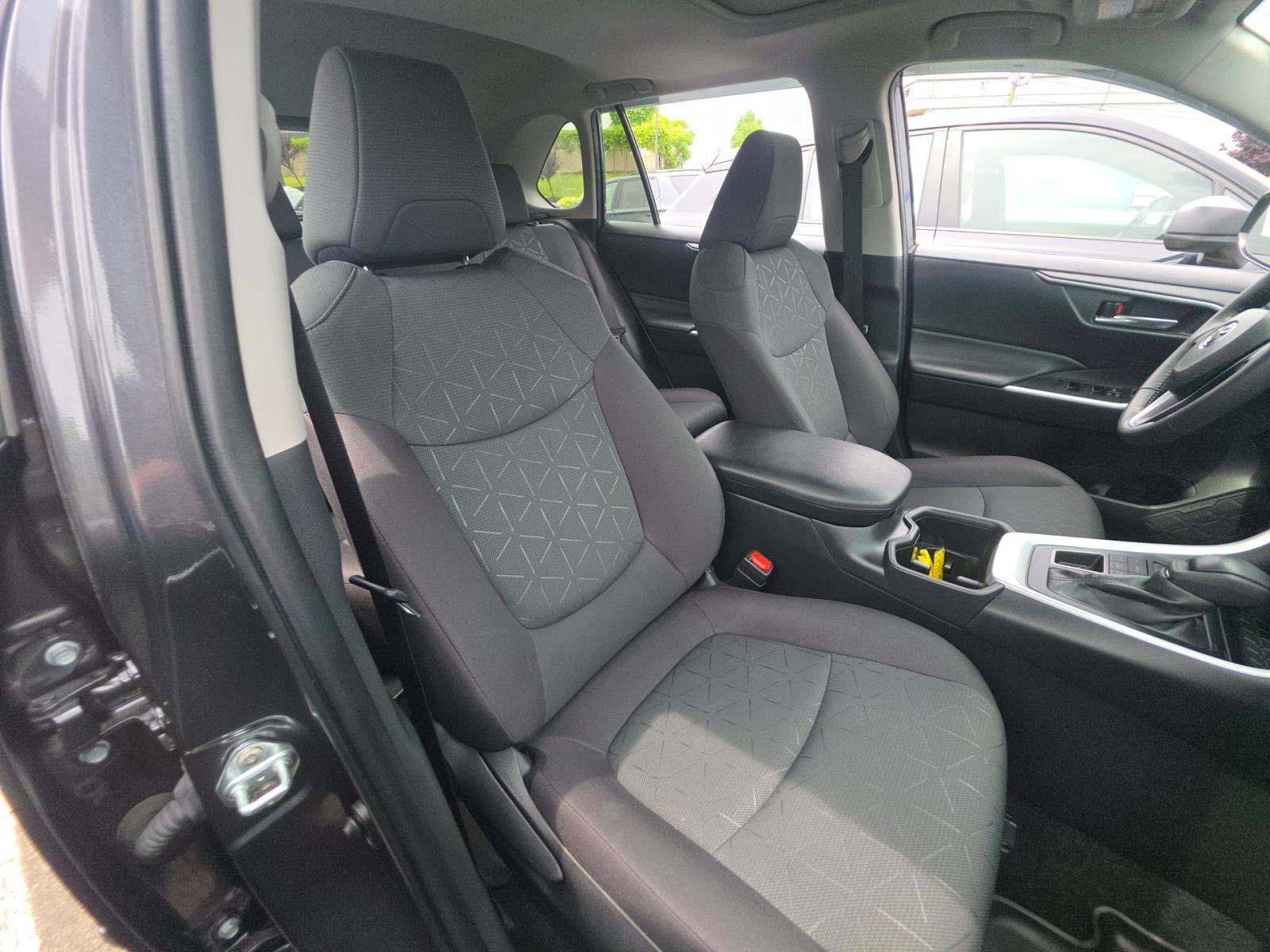 2024 Toyota RAV4 XLE AWD