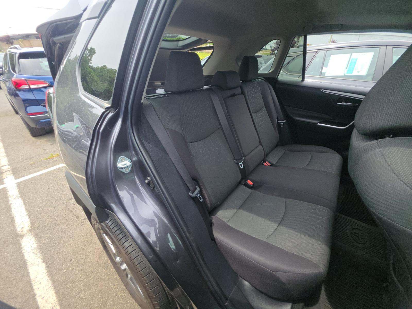 2024 Toyota RAV4 XLE AWD