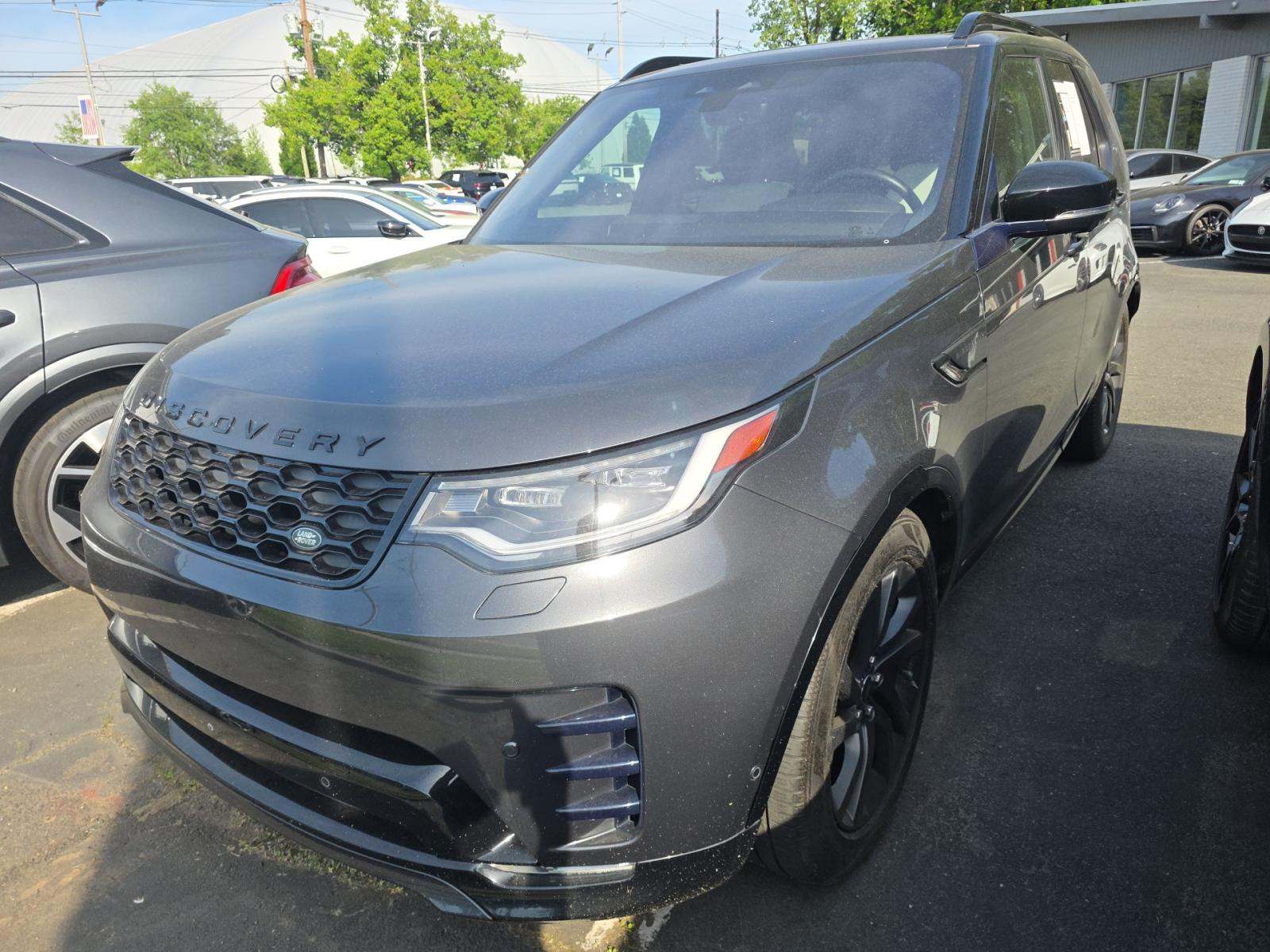 2022 Land Rover Discovery S R-Dynamic AWD