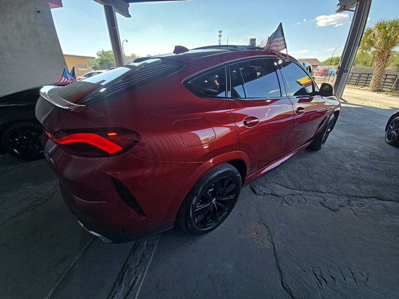2022 BMW X6 xDrive40i AWD