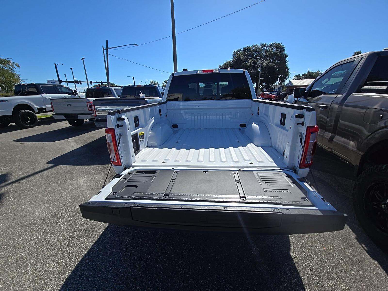 2023 Ford F-150 Lariat AWD