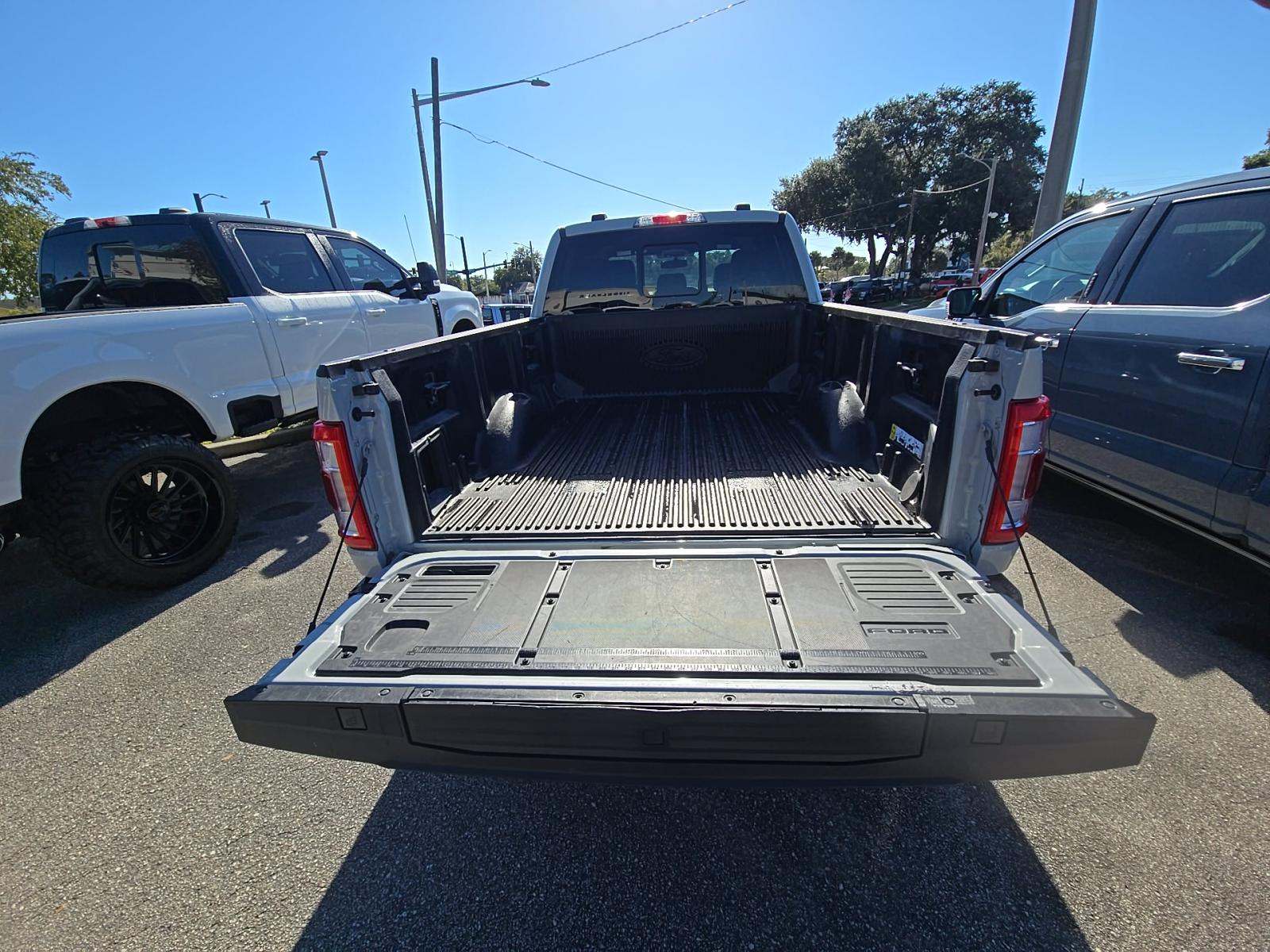 2023 Ford F-150 Lariat AWD