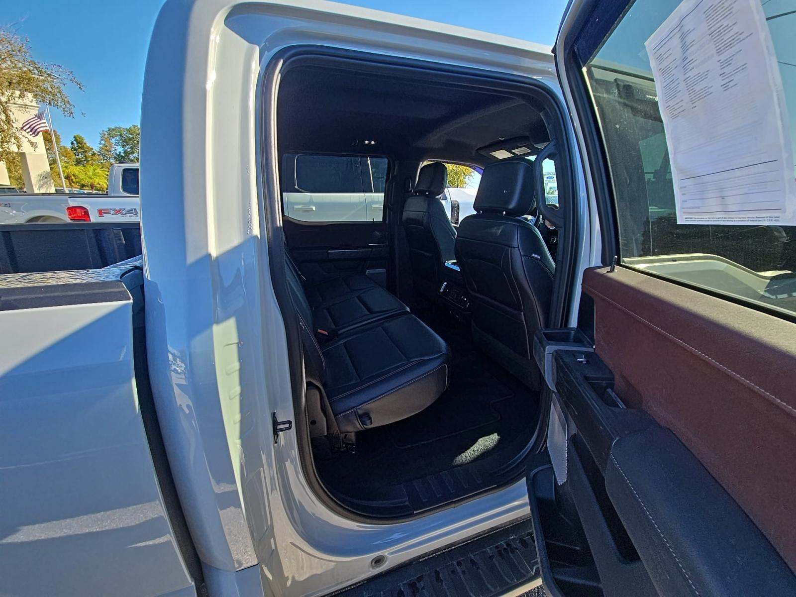 2023 Ford F-150 Lariat AWD