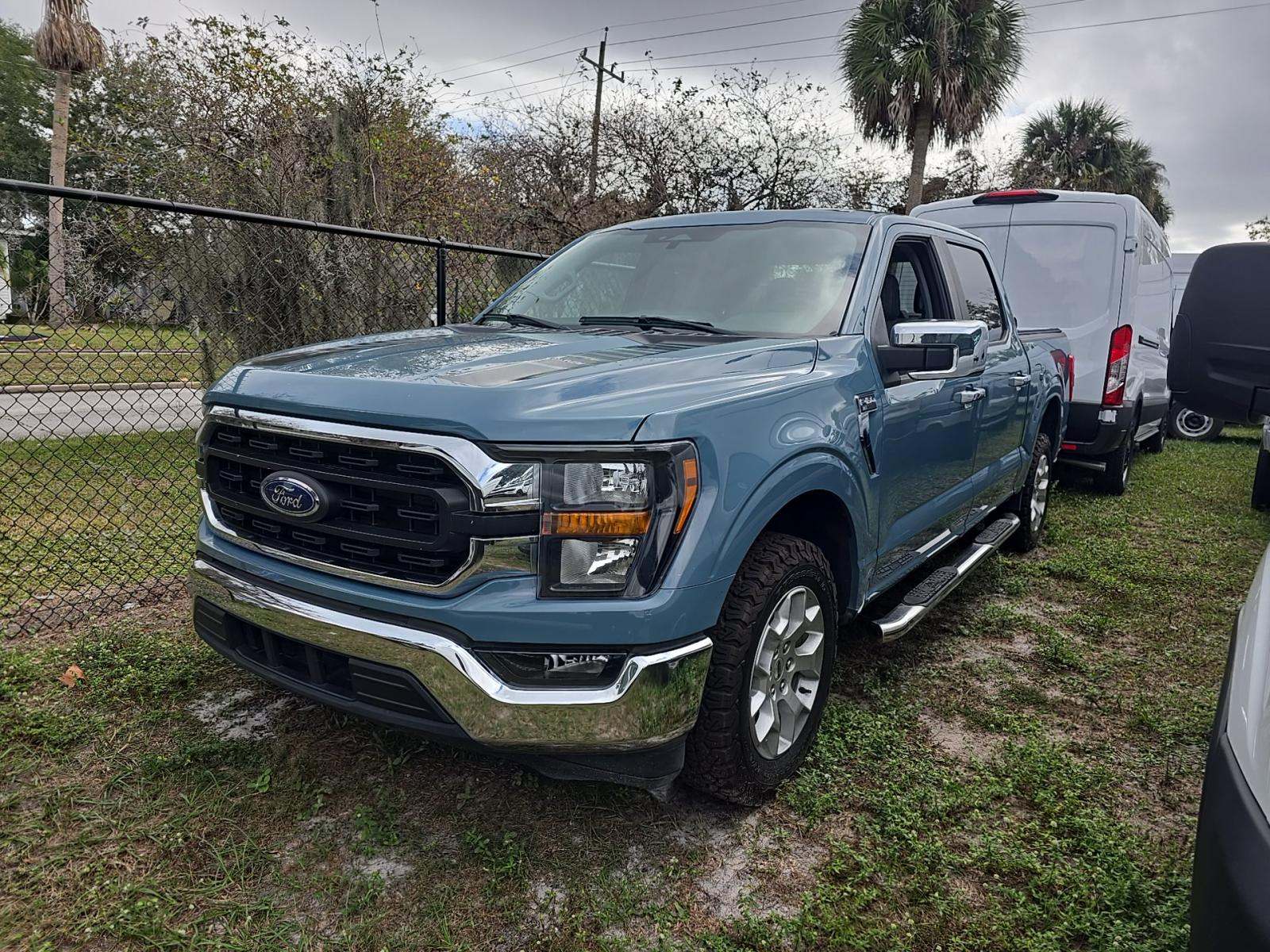 2023 Ford F-150 XLT RWD