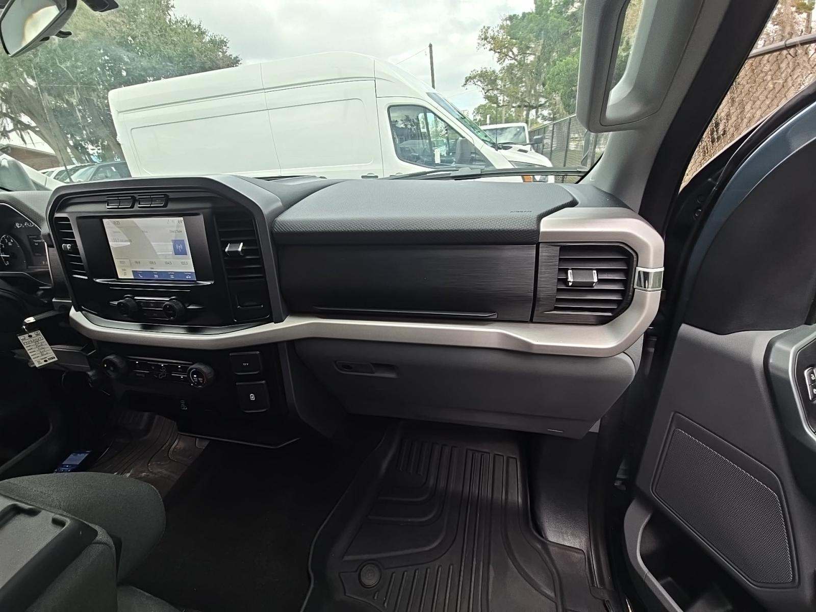 2023 Ford F-150 XLT RWD