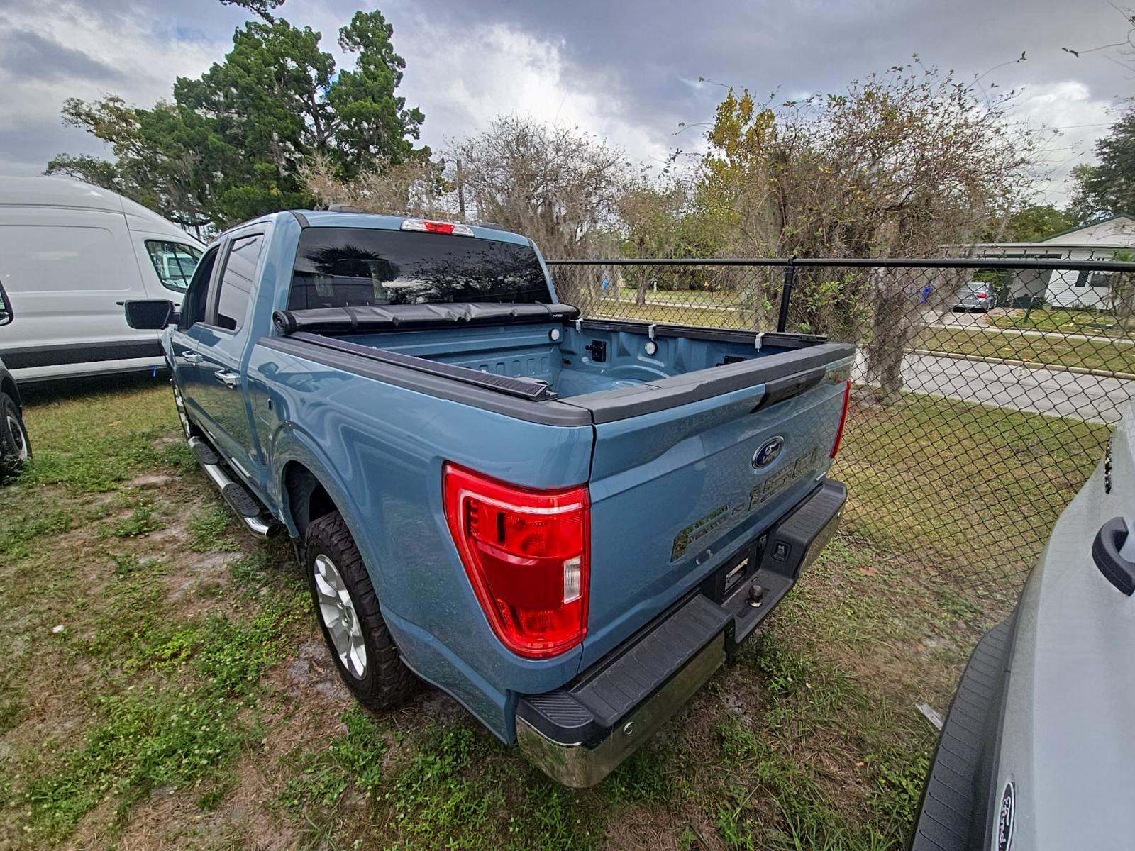 2023 Ford F-150 XLT RWD