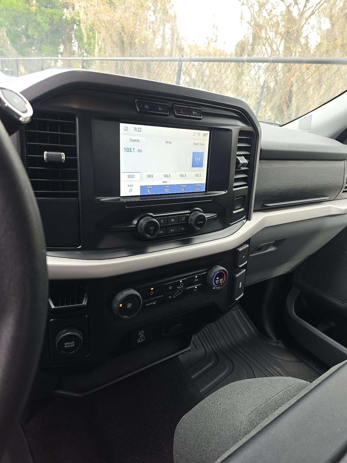 2023 Ford F-150 XLT RWD