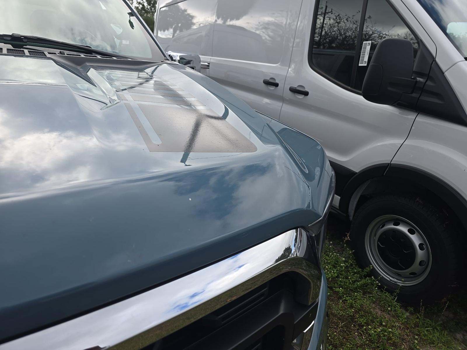 2023 Ford F-150 XLT RWD