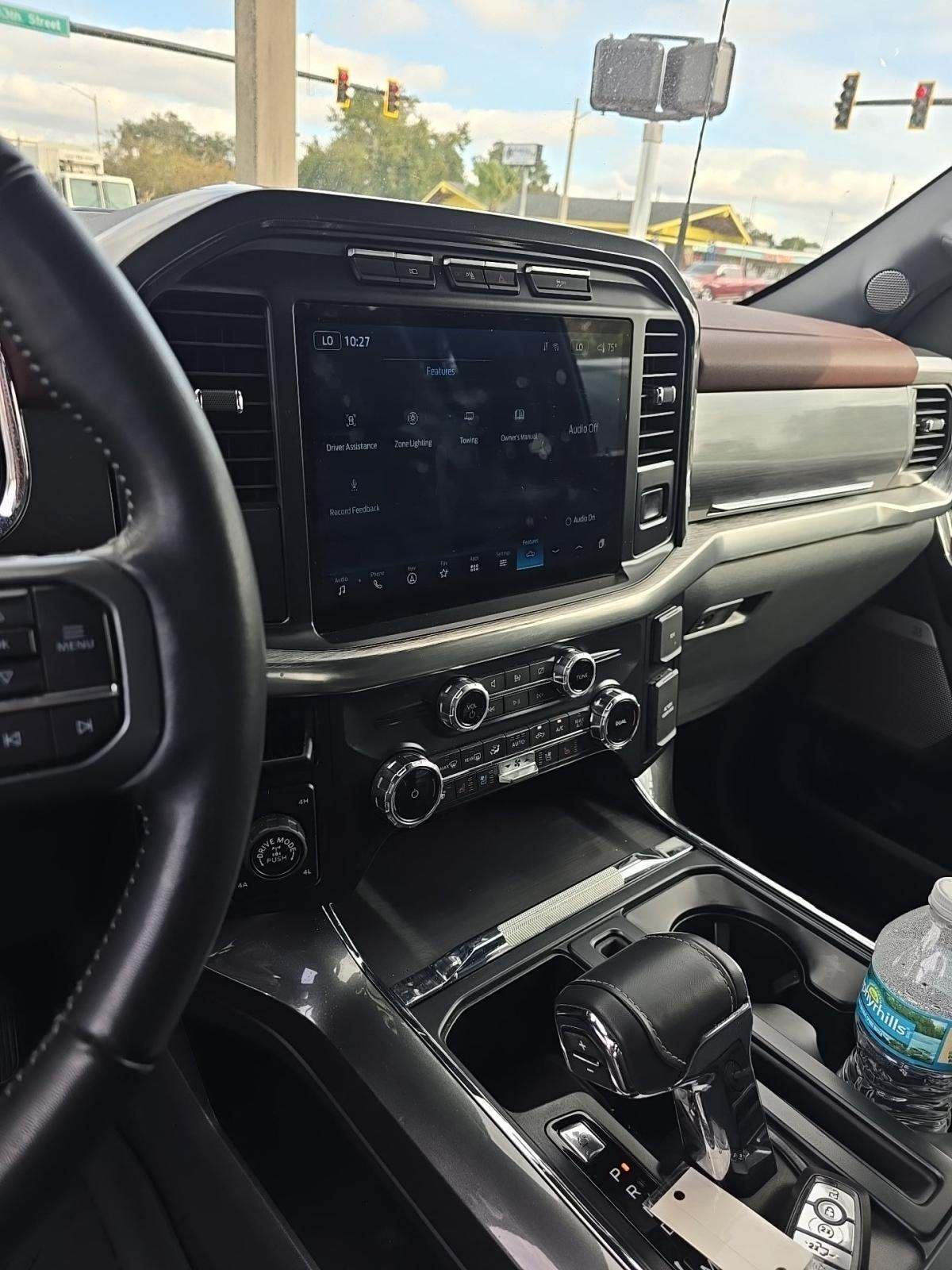 2022 Ford F-150 Lariat AWD