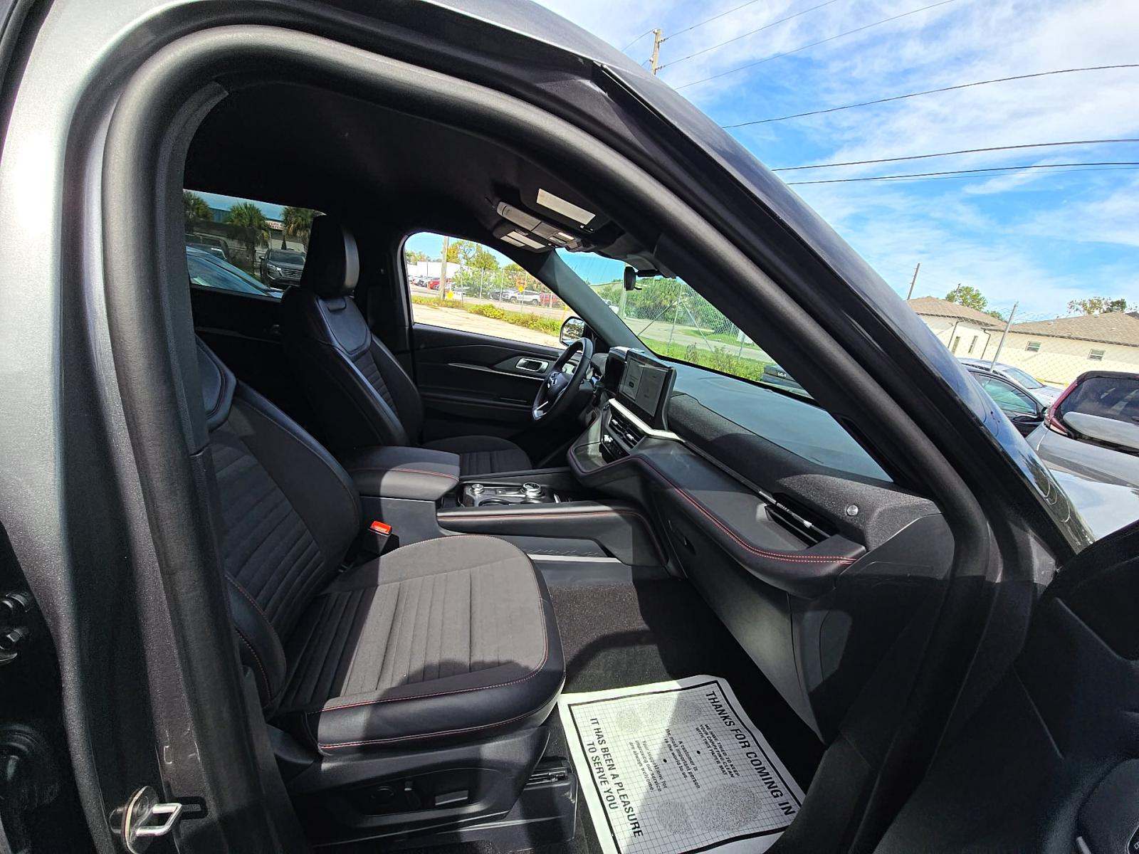 2025 Ford Explorer ST-Line AWD