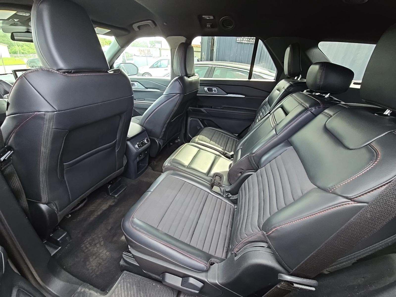 2025 Ford Explorer ST-Line AWD