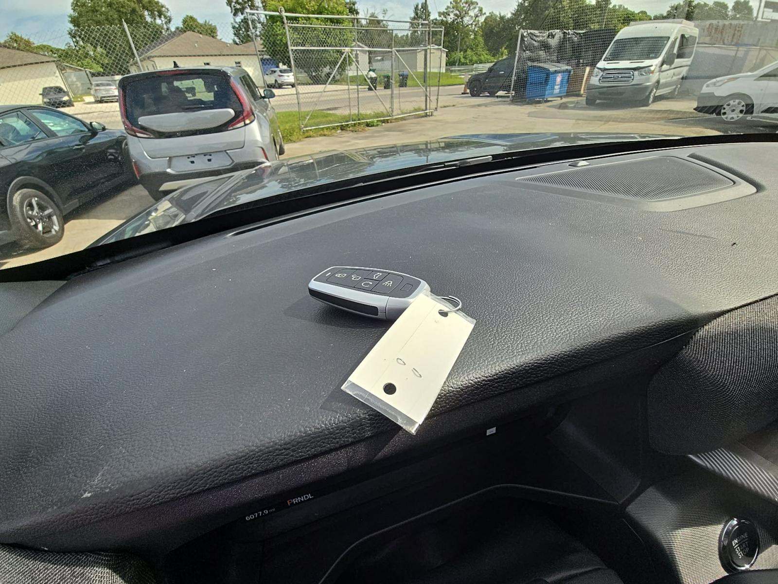 2025 Ford Explorer ST-Line AWD