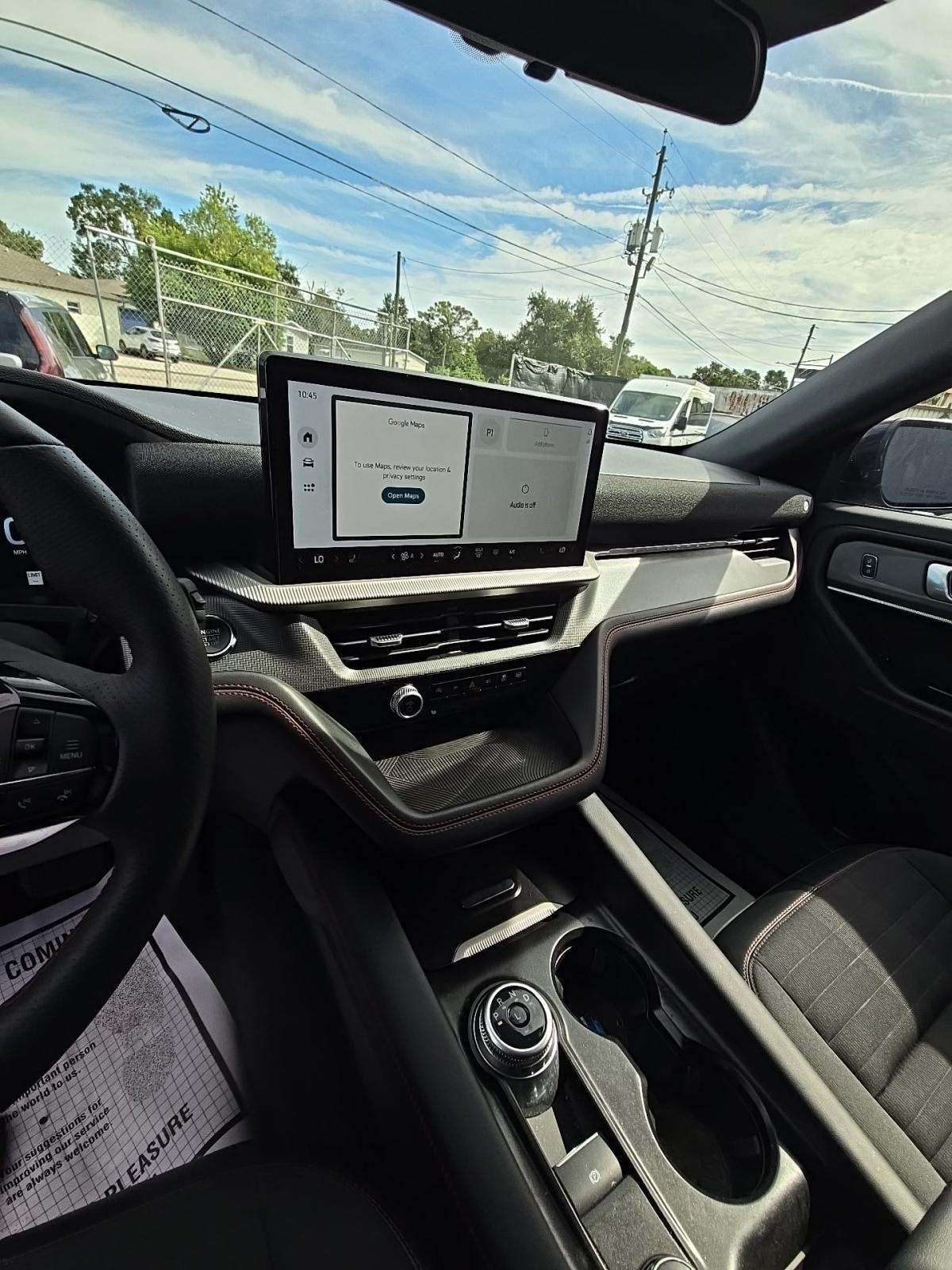 2025 Ford Explorer ST-Line AWD