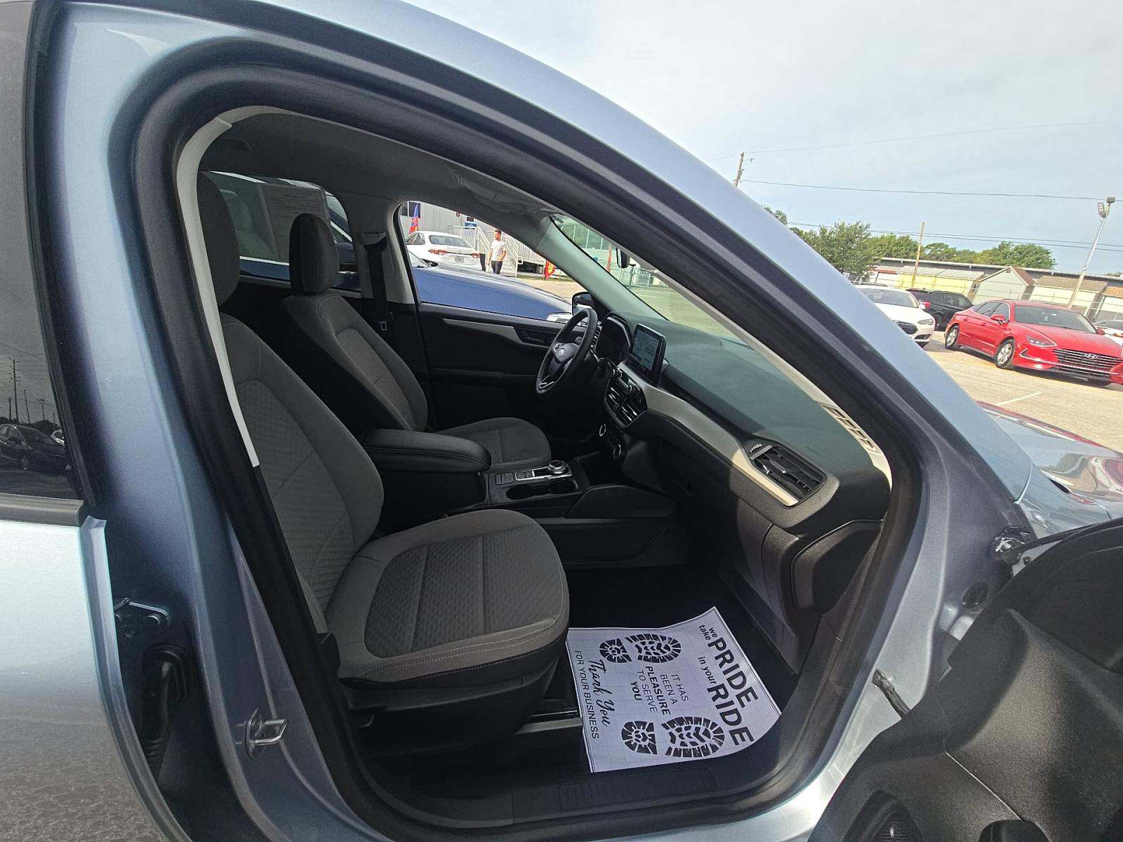 2022 Ford Escape SE FWD