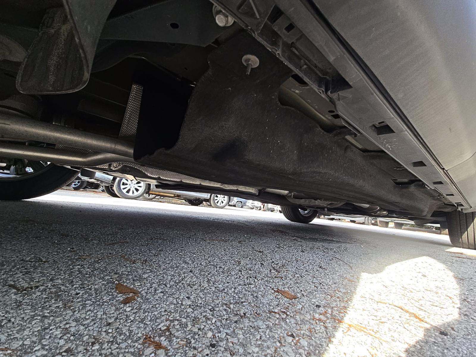 2022 Ford Explorer XLT RWD