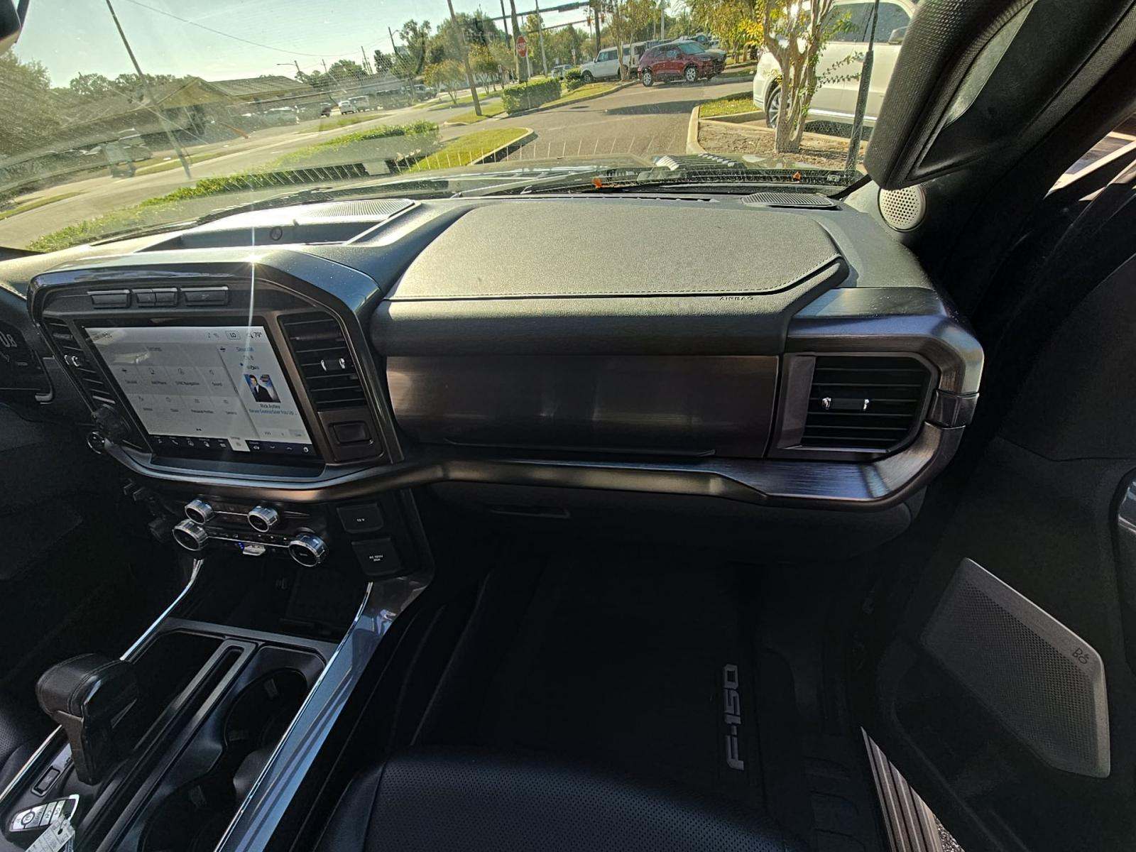 2023 Ford F-150 Lariat AWD