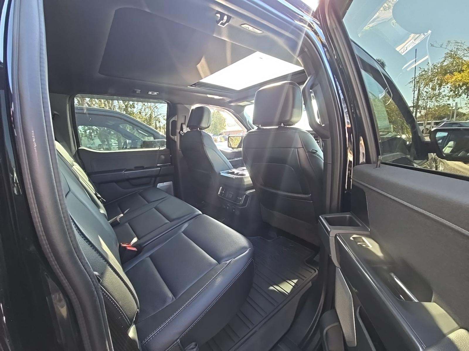 2023 Ford F-150 Lariat AWD