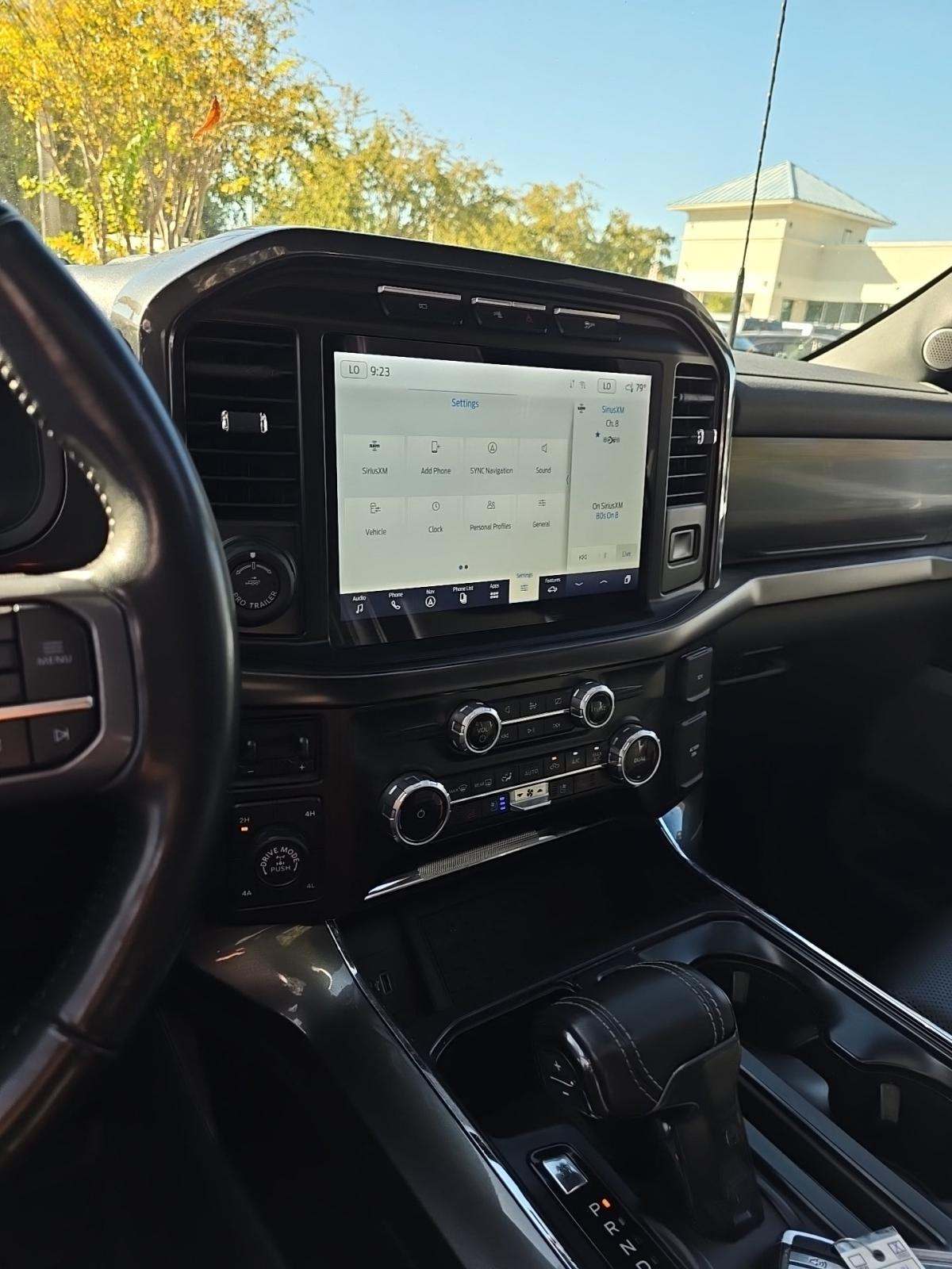 2023 Ford F-150 Lariat AWD