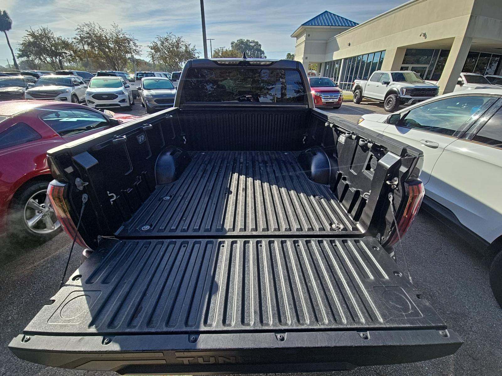 2023 Toyota Tundra Limited RWD