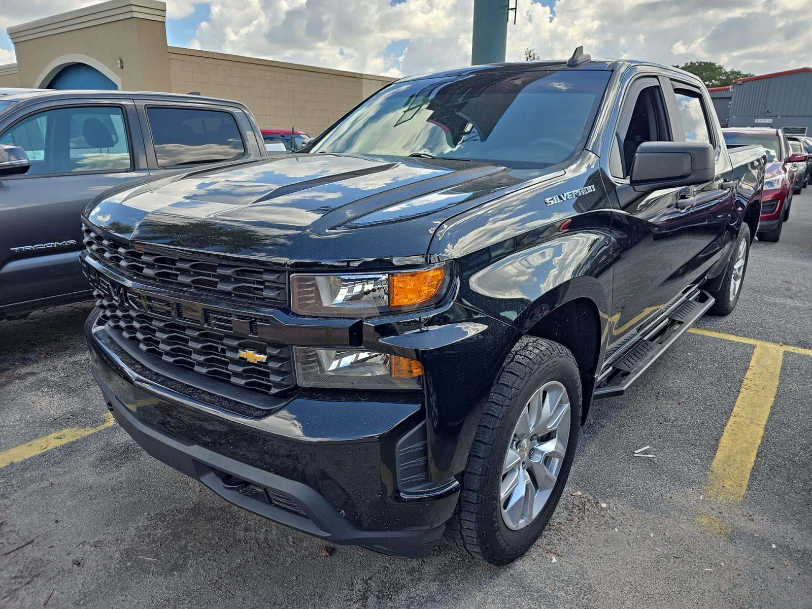 2020 Chevrolet Silverado 1500 Custom AWD