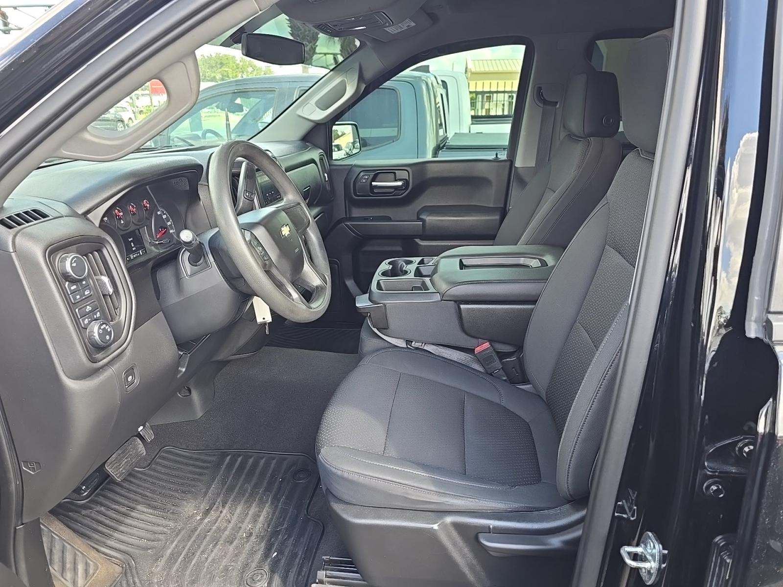 2020 Chevrolet Silverado 1500 Custom AWD