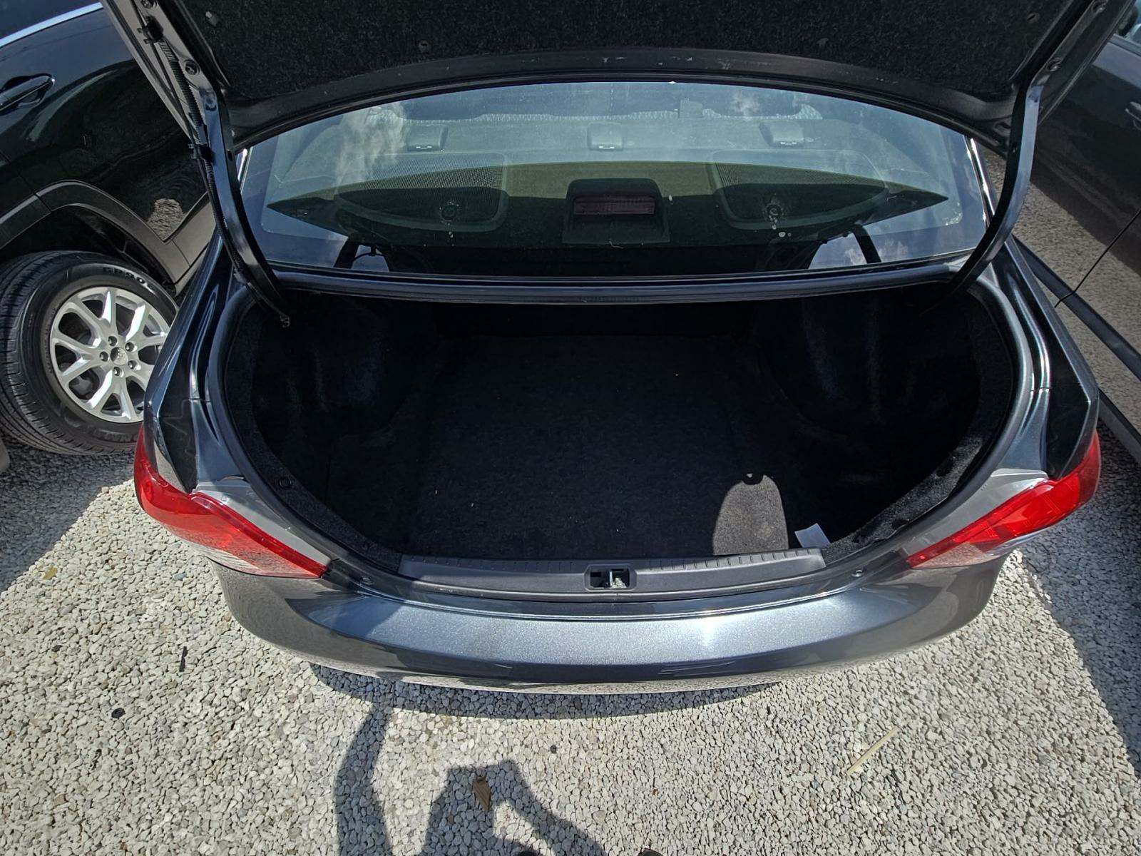 2012 Toyota Yaris Base FWD