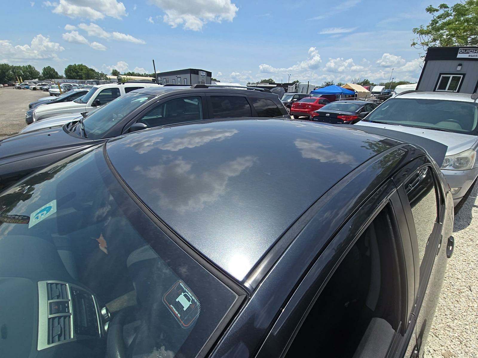 2012 Toyota Yaris Base FWD