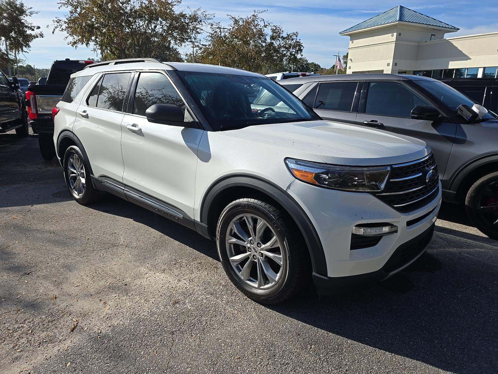 2022 Ford Explorer XLT RWD