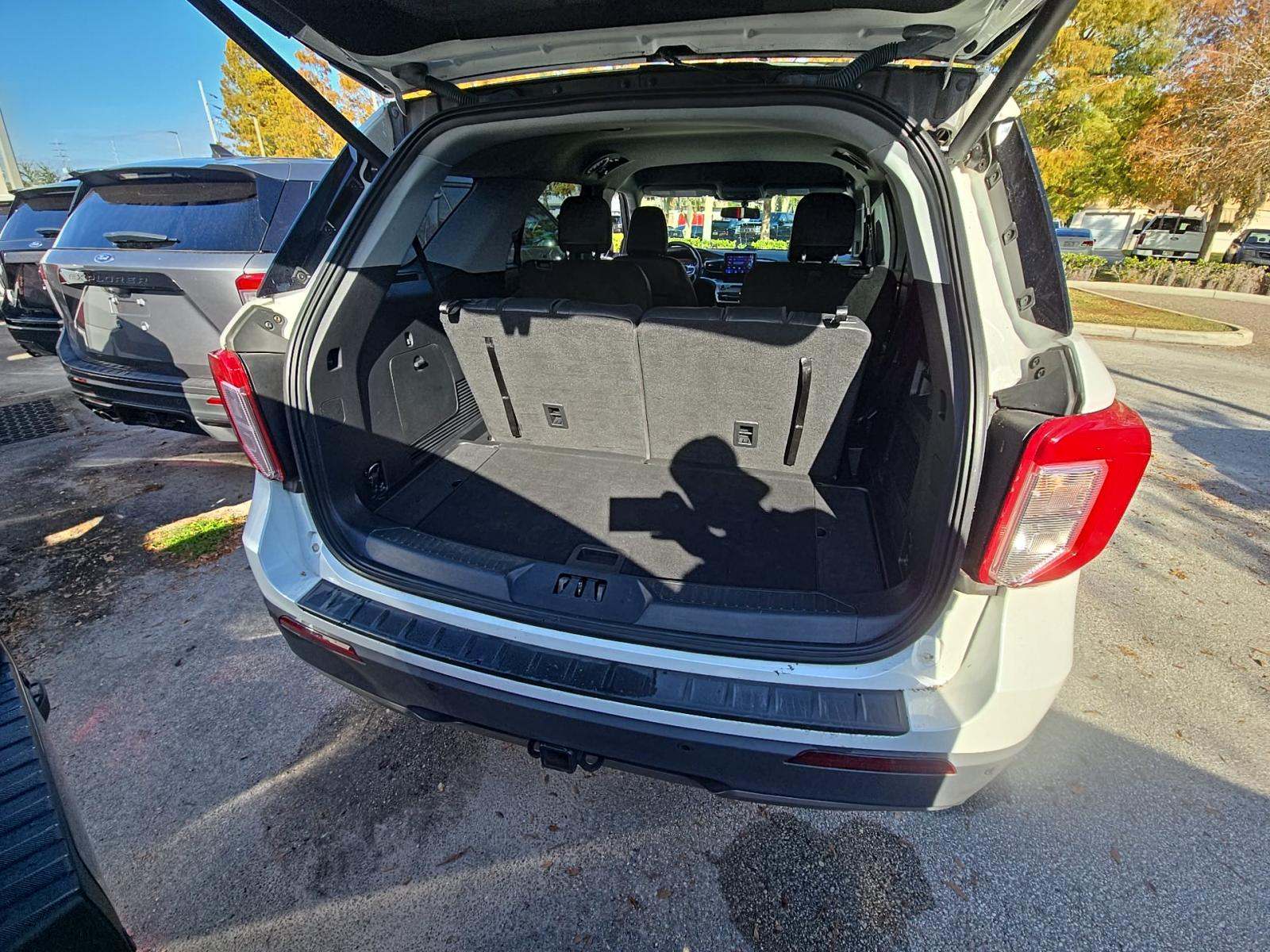 2022 Ford Explorer XLT RWD