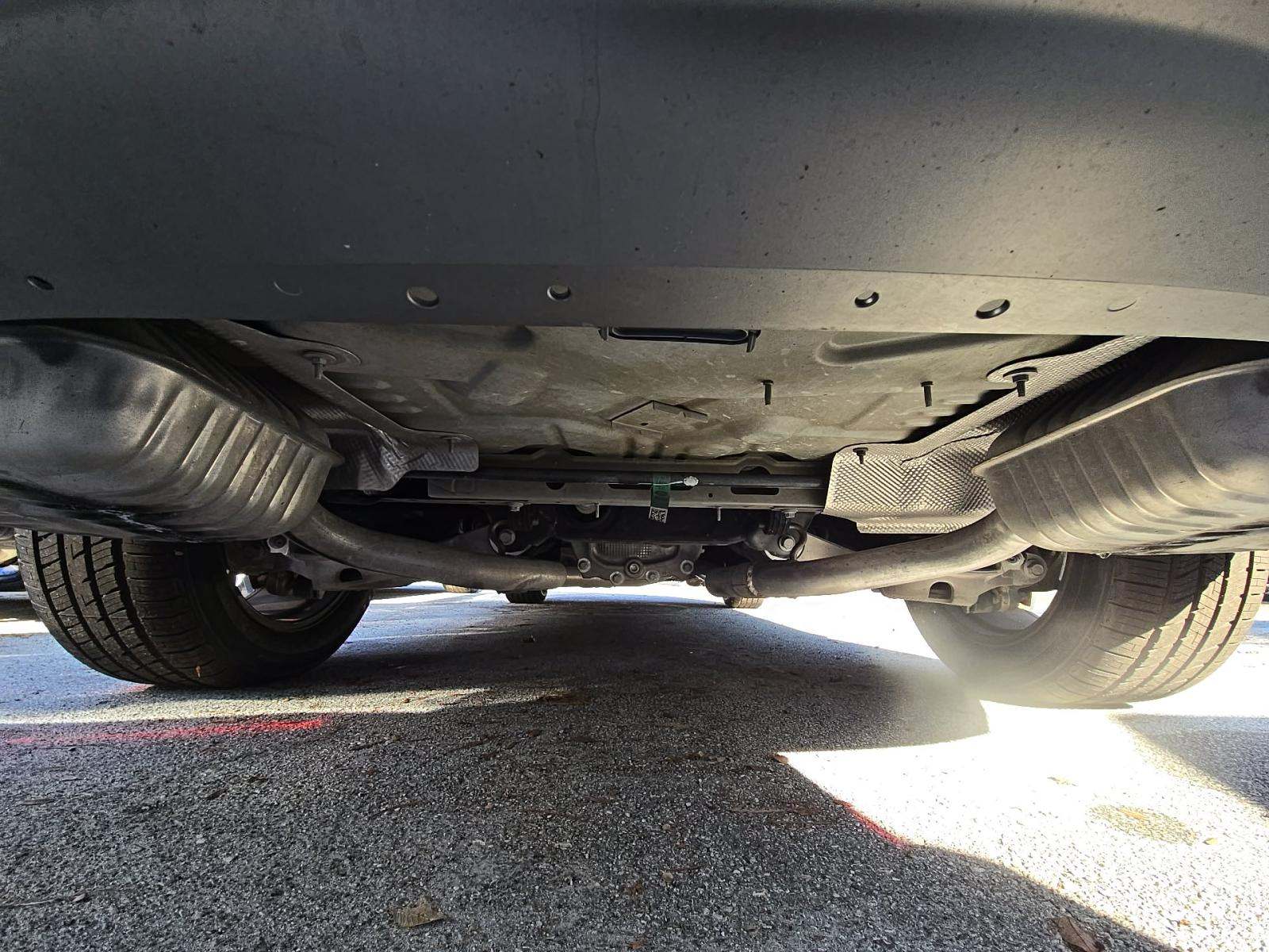 2022 Ford Explorer XLT RWD