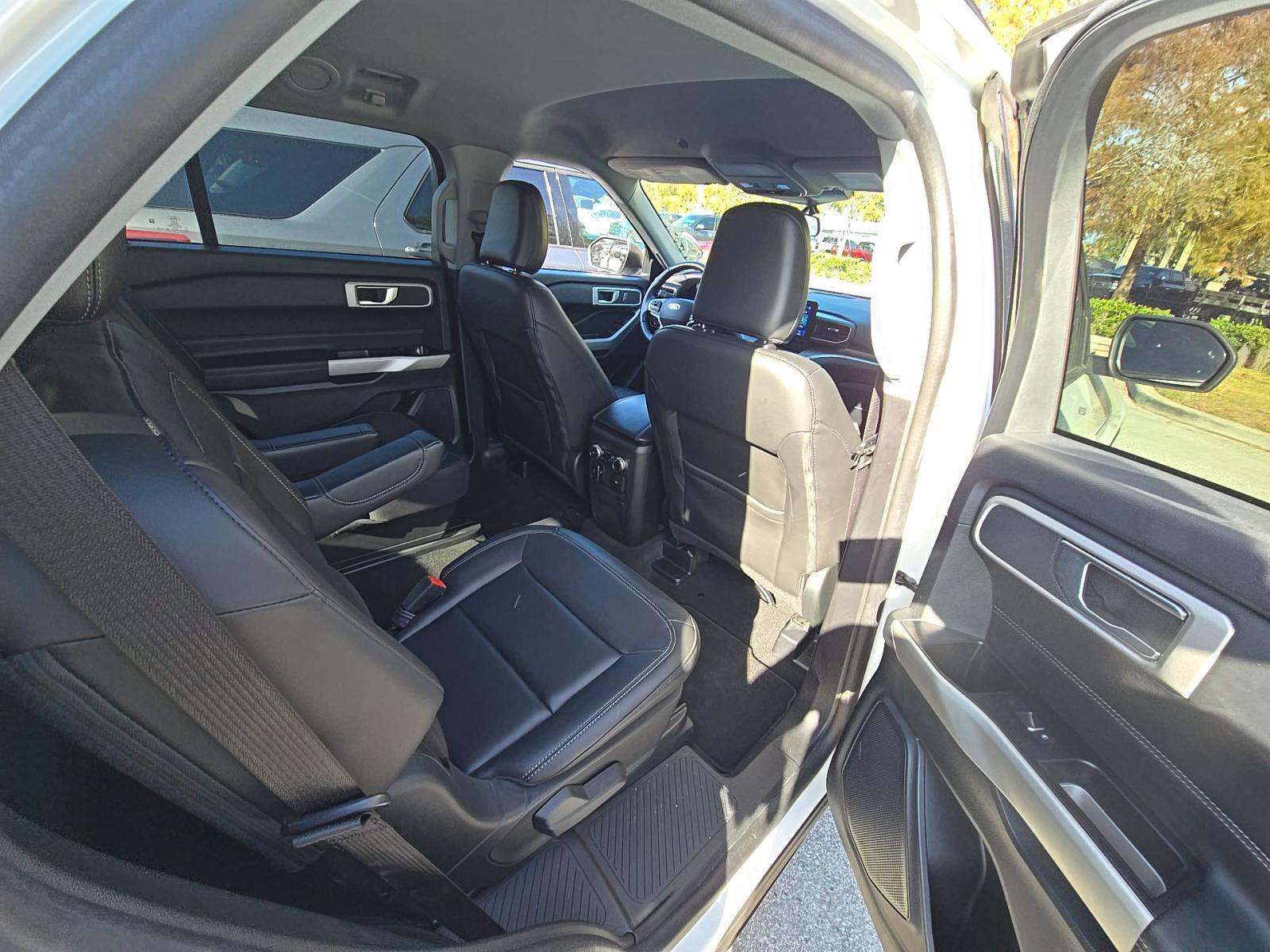 2022 Ford Explorer XLT RWD